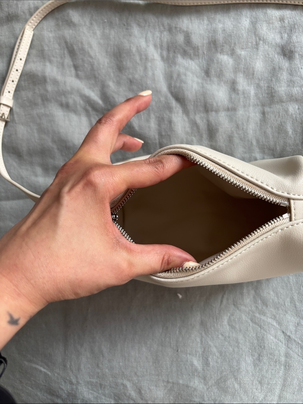 Minimal Leather Crossbody Bag in Cream - Picture 8 of 8